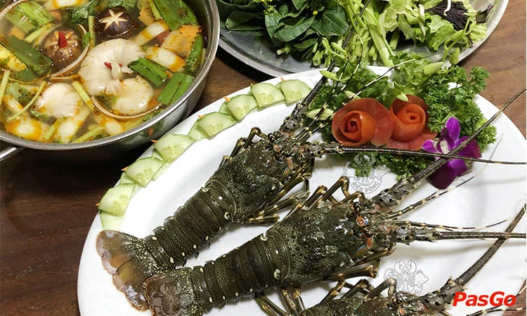 nha-hang-hai-san-bien-dong-ngo-thi-nham-9