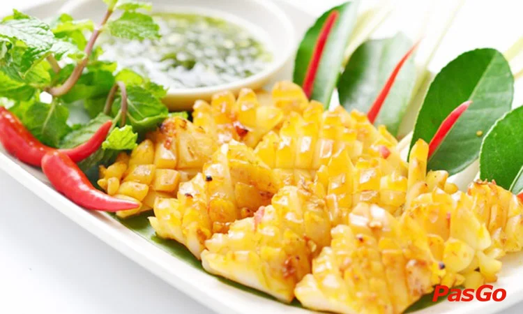 nha-hang-hai-san-bien-dong-nguyen-tat-thanh-4