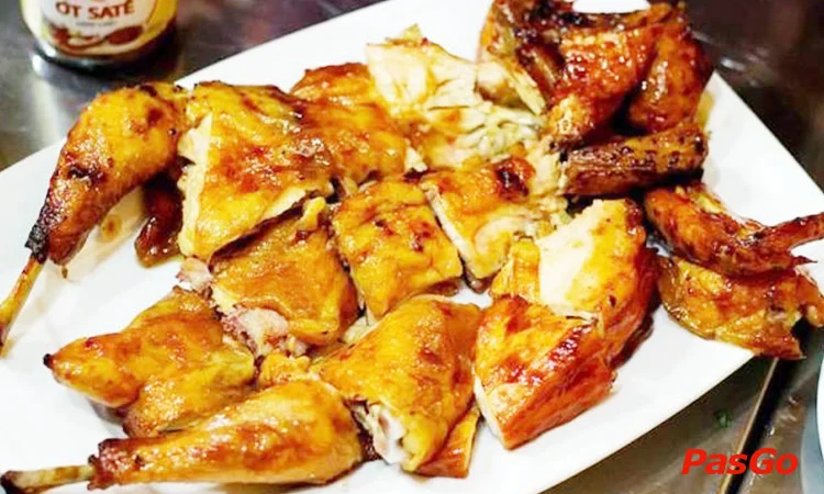 nha-hang-hai-san-bien-dong-nguyen-tat-thanh-8