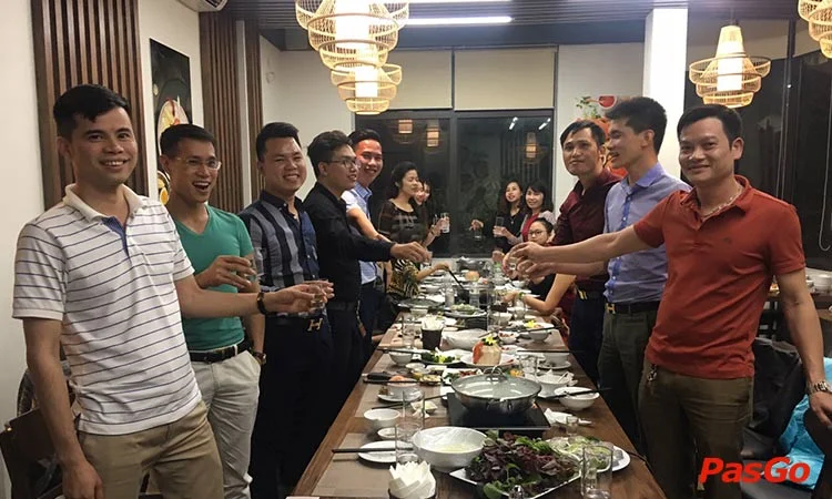 nha-hang-hai-san-cua-bay-do-quang-11