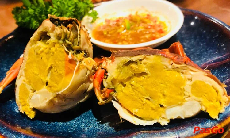 nha-hang-hai-san-cua-bay-do-quang-2