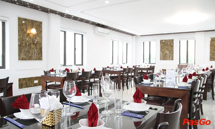 nha-hang-hai-san-dai-duong-kdt-le-trong-tan-geleximco-2