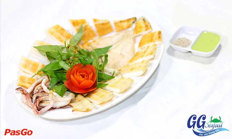 nha-hang-hai-san-giang-ghe-luong-dinh-cua-3