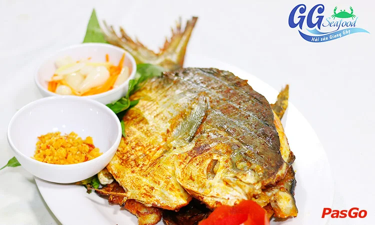 nha-hang-hai-san-giang-ghe-luong-dinh-cua-6