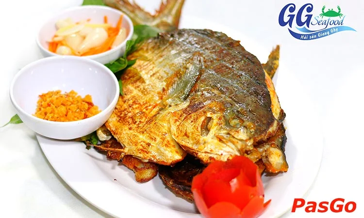 nha-hang-hai-san-giang-ghe-quoc-lo-13-slide-5