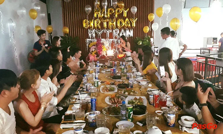 nha-hang-hai-san-ngu-dan-truong-chinh-12