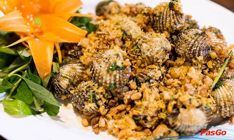 nha-hang-hai-san-ngu-dan-truong-chinh-7