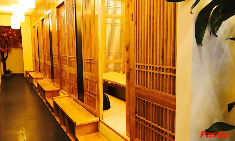 nha-hang-hai-san-nha-toi-nguyen-van-tuyet-12