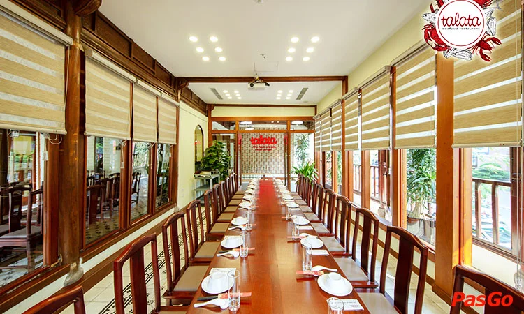 nha-hang-hai-san-talata-huynh-thuc-khang-11