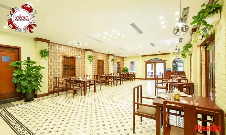 nha-hang-hai-san-talata-huynh-thuc-khang-12
