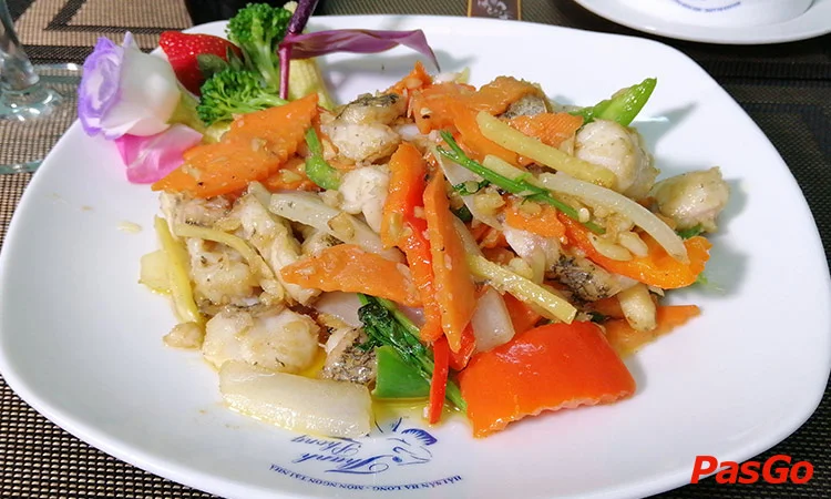 nha-hang-hai-san-thanh-phong-duong-k2-cau-dien-6