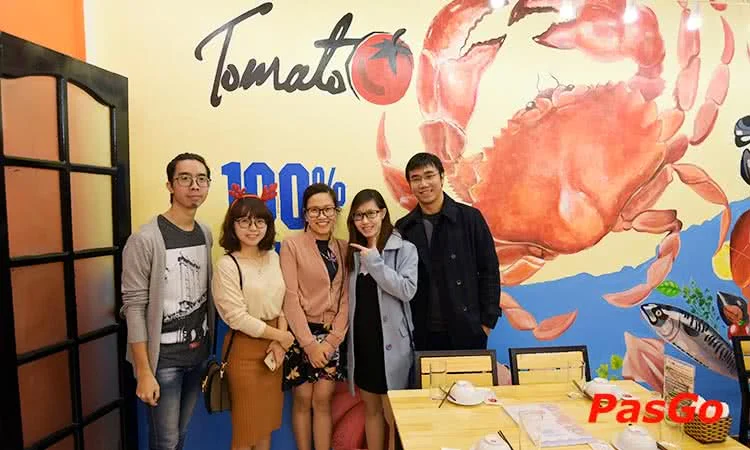 nha-hang-hai-san-tomato-le-van-huu-slide-12