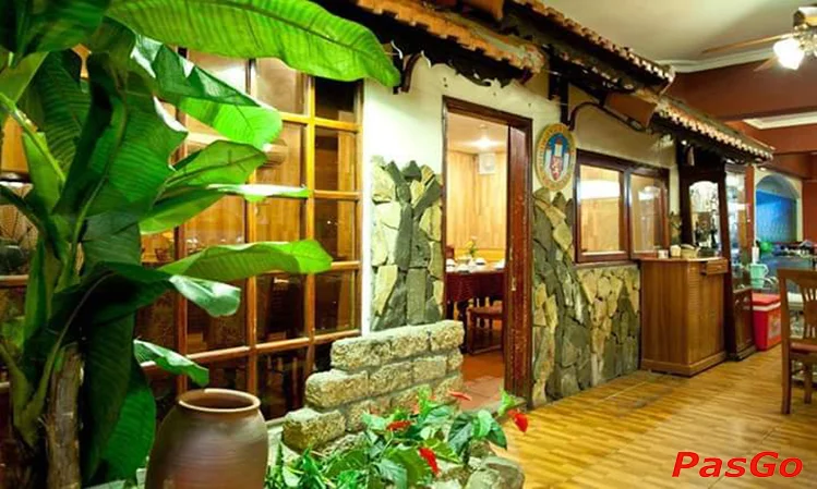 nha-hang-ham-pho-142-le-duan-anh-slide-12