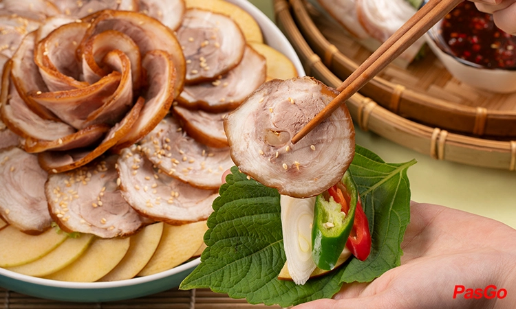 nha-hang-hang-cuon-pho-37-tasco-mall-5