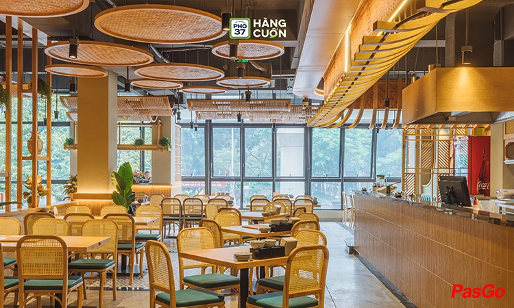 nha-hang-hang-cuon-pho-37-tran-phu-11