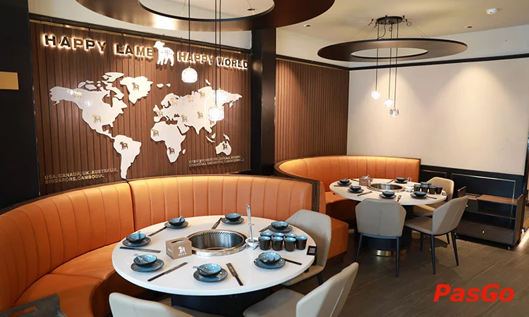 Nhà hàng Happy Lamb Hotpot Restaurant Trần Hưng Đạo thương hiệu lẩu nổi tiếng Trung Quốc 11