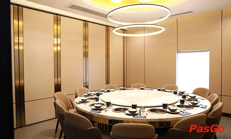 Nhà hàng Happy Lamb Hotpot Restaurant Trần Hưng Đạo thương hiệu lẩu nổi tiếng Trung Quốc 12