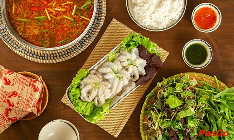 Nhà hàng Hẻm 8 Xa La Chuyên món Việt & Dimsum 7