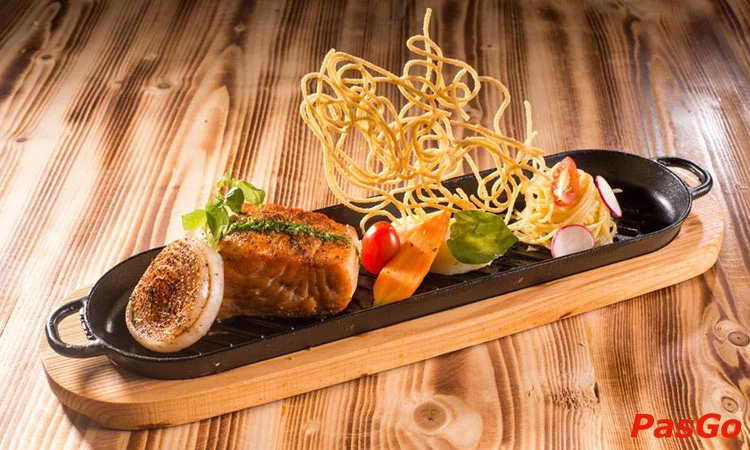 nha-hang-hi-steak-le-van-huu-7