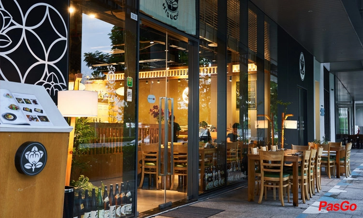 Nhà Hàng Higuchi Sushi & Grill 11