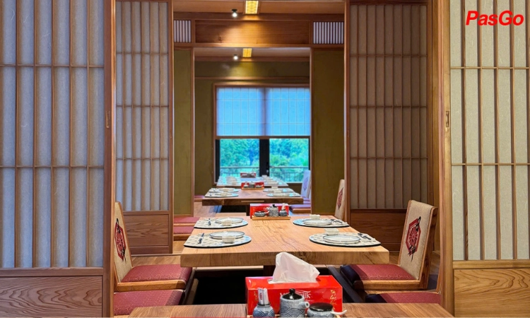 nha-hang-Hikami-gia-lam-14