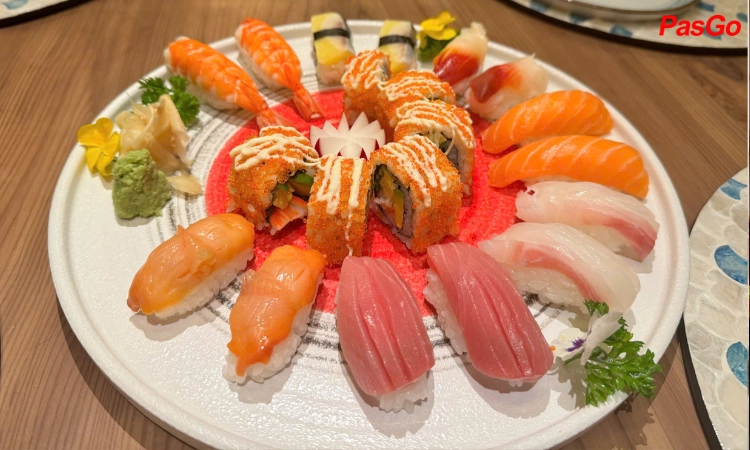 nha-hang-Hikami-gia-lam-8