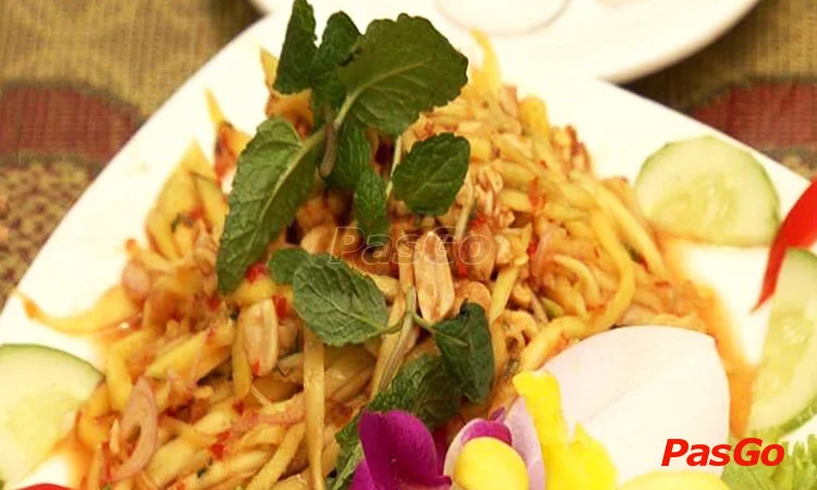 nha-hang-hoa-loc-quan-nguyen-quyen-slide-6