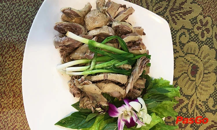 nha-hang-hoa-loc-quan-nguyen-quyen-slide-7