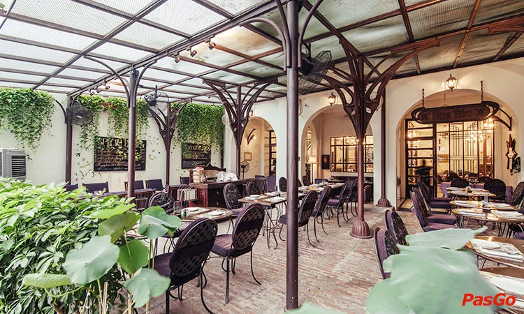 nha-hang-hoa-tuc-hai-ba-trung-10