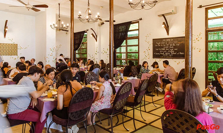 nha-hang-hoa-tuc-hai-ba-trung-12