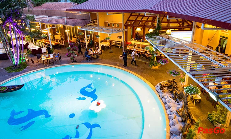 nha-hang-hoa-vien-de-nhat-hoang-viet-10