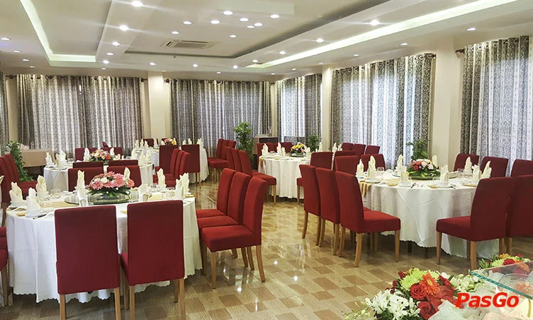 nha-hang-hoa-vien-de-nhat-hoang-viet-12