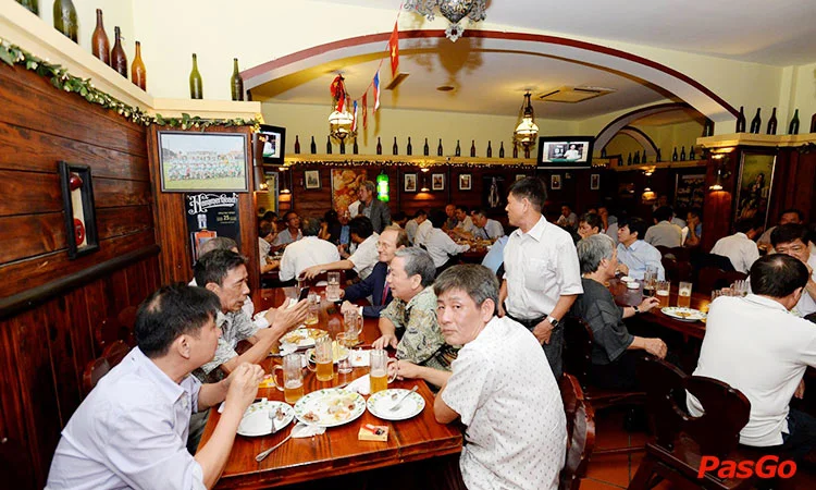 nha-hang-hoa-vien-pilsner-original-nguyen-bieu-10