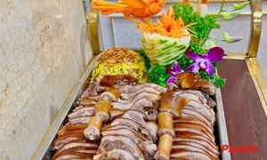 Nhà hàng Hoàng Phố Nguyễn Thị Định không gian sang trọng của mọi bữa tiệc liên hoan 3