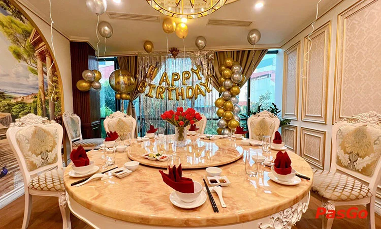 Nhà hàng Hoàng Phố Nguyễn Thị Định không gian sang trọng của mọi bữa tiệc liên hoan 8