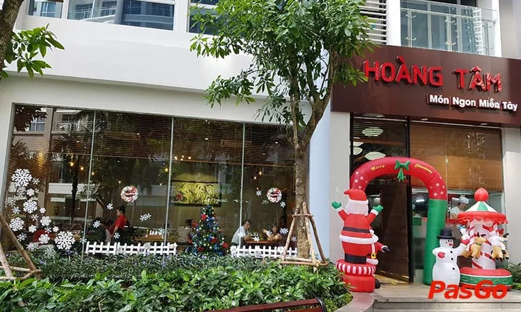 nha-hang-hoang-tam-vinhomes-central-park-binh-thanh-12