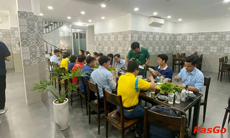 Nhà hàng Hoàng Ty Premium Đường số 41 11