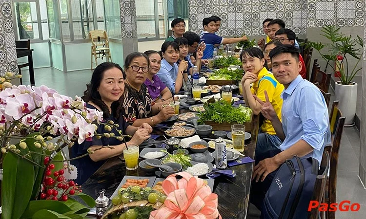 Nhà hàng Hoàng Ty Premium Đường số 41 12