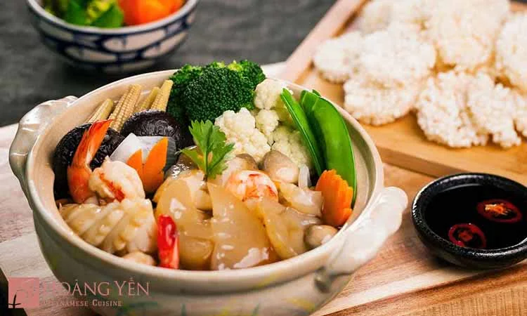 nha-hang-hoang-yen-cuisine-bui-bang-doan-slide-1