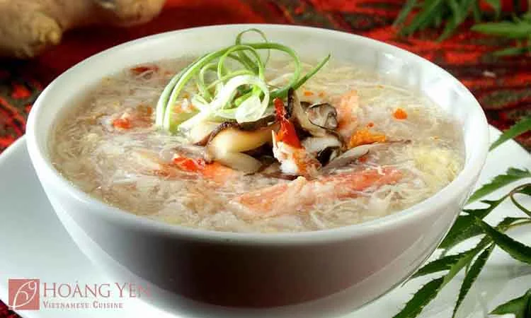 nha-hang-hoang-yen-cuisine-nguyen-huu-tho-slide-1