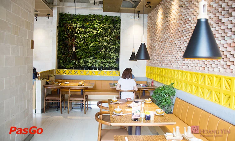 nha-hang-hoang-yen-cuisine-vincom-thao-dien-11