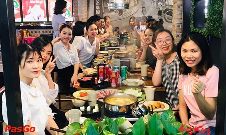 nha-hang-hong-kong-town-truong-dinh-plaza-11