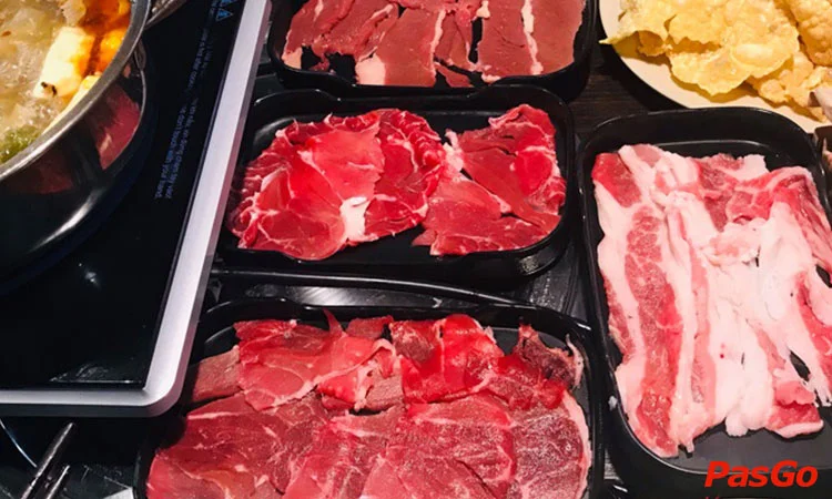 nha-hang-hong-kong-town-truong-dinh-plaza-6