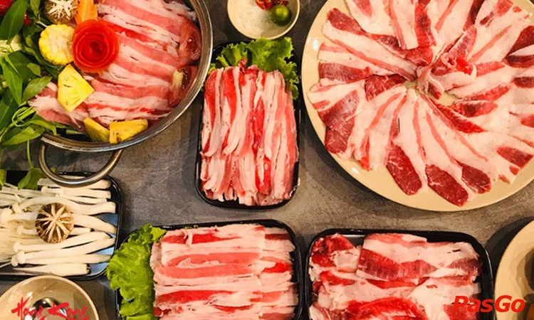 nha-hang-hong-kong-town-truong-dinh-plaza-8