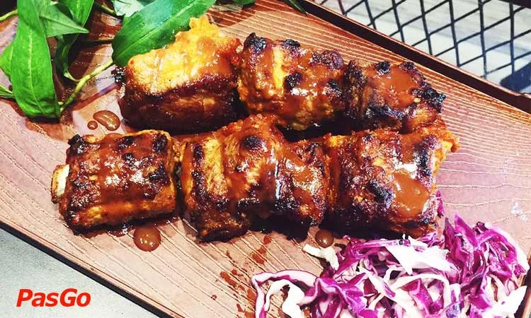 nha-hang-hotpot-runway-slide-6