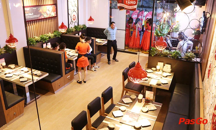 nha-hang-hotpot-story-nguyen-khanh-toan-slide-11