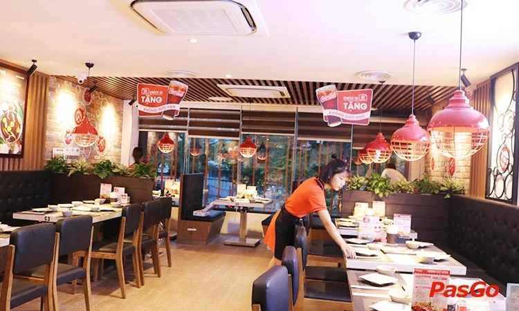 nha-hang-hotpot-story-nguyen-khanh-toan-slide-9