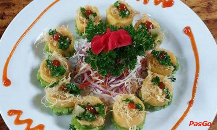 nha-hang-huong-bien-au-co-11