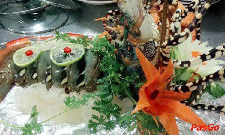 nha-hang-huong-bien-au-co-12