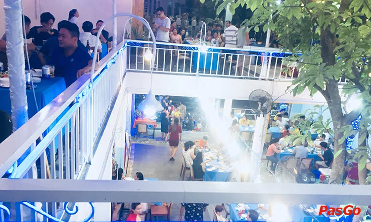 nha-hang-huong-bien-au-co-2